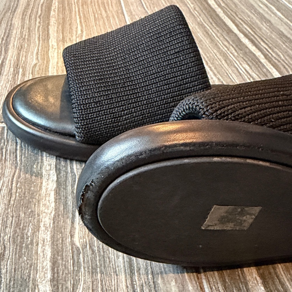 Proenza Schouler Black Leather Sandals - Picture 4 of 9